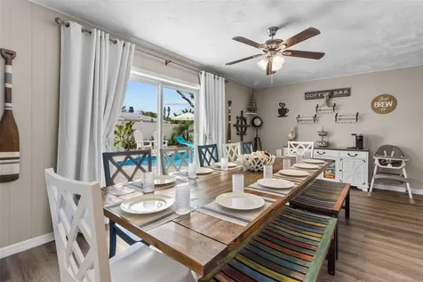3507 Oxford Drive W Bradenton FL 34205