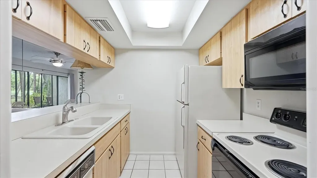 3025 Quail Hollow Sarasota FL 34235