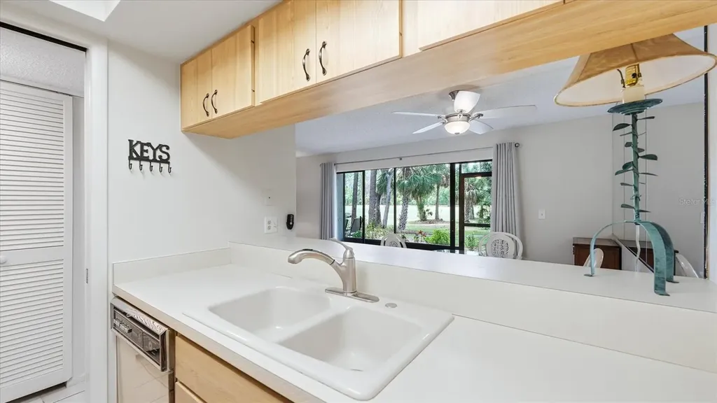 3025 Quail Hollow Sarasota FL 34235