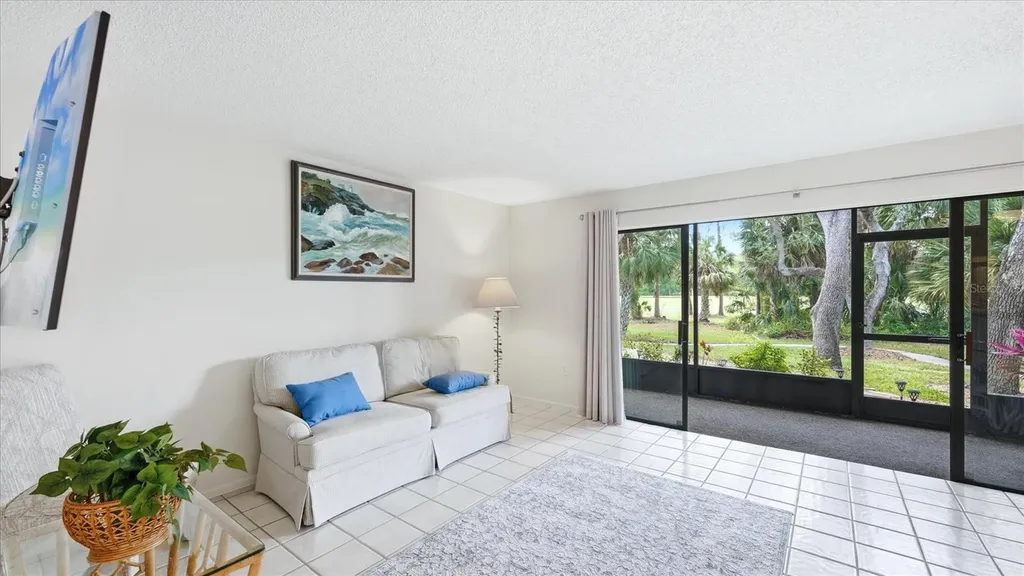 3025 Quail Hollow Sarasota FL 34235
