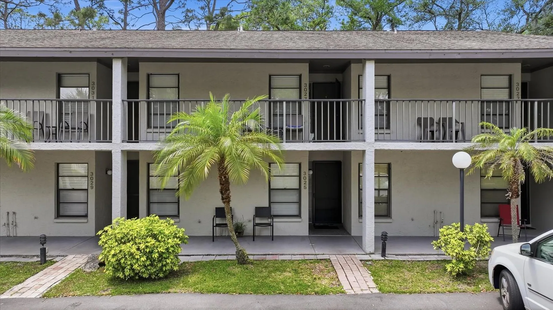 3025 Quail Hollow Sarasota FL 34235