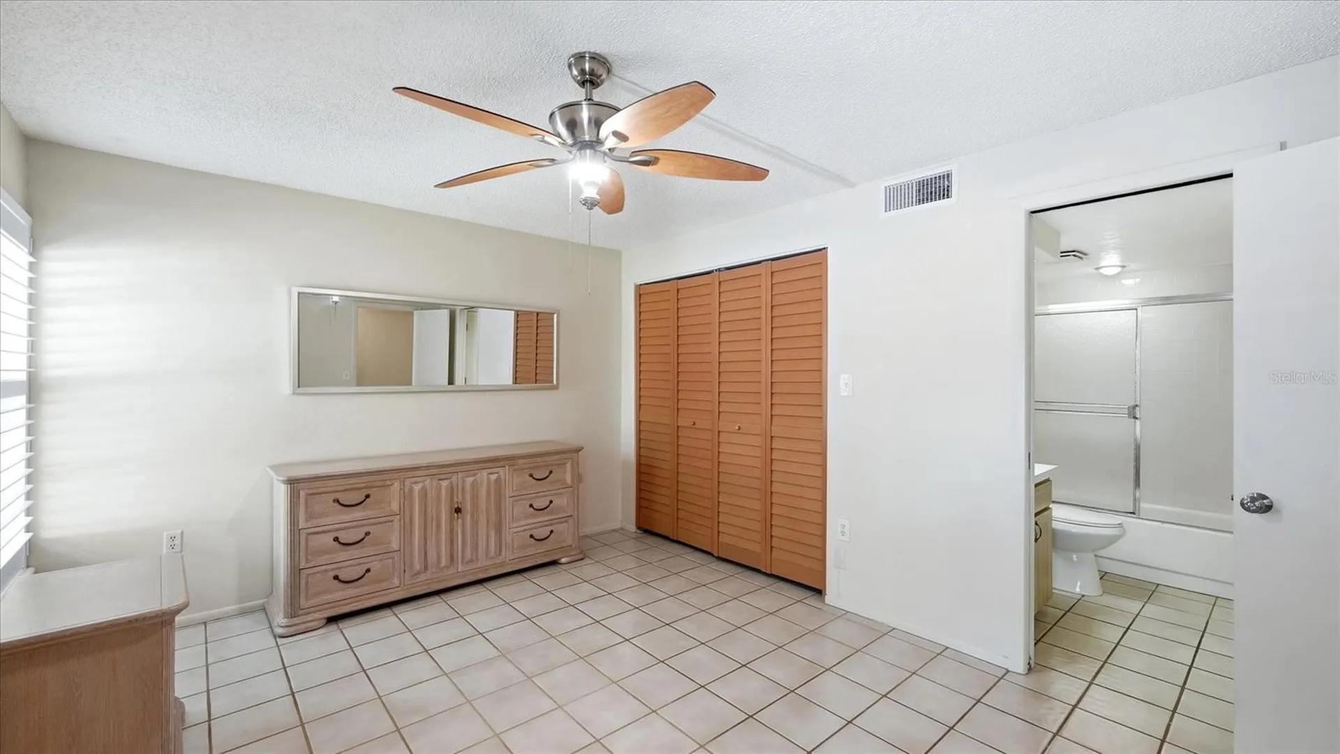 3025 Quail Hollow Sarasota FL 34235