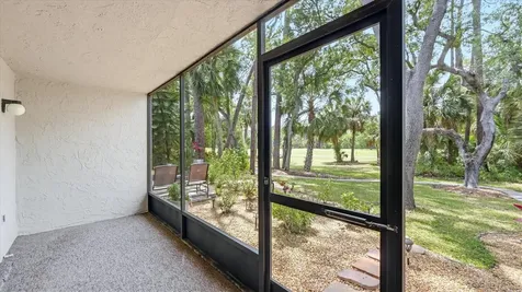 3025 Quail Hollow Sarasota FL 34235