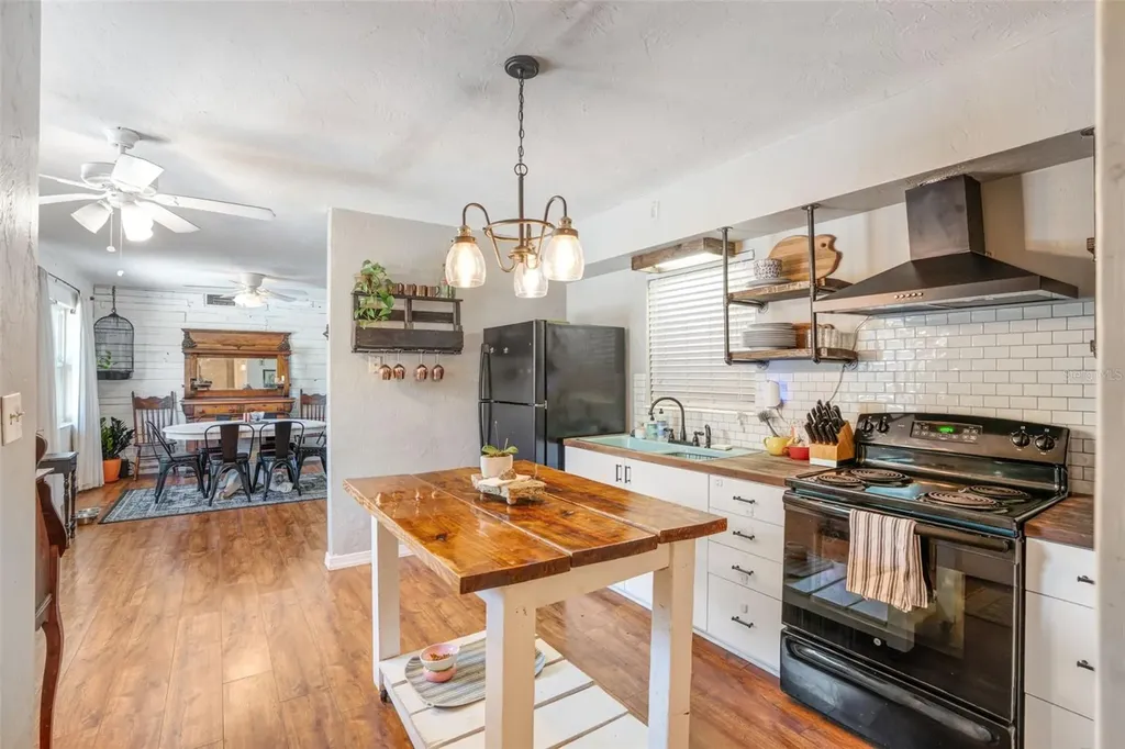 4060 Webber Street Sarasota FL 34232