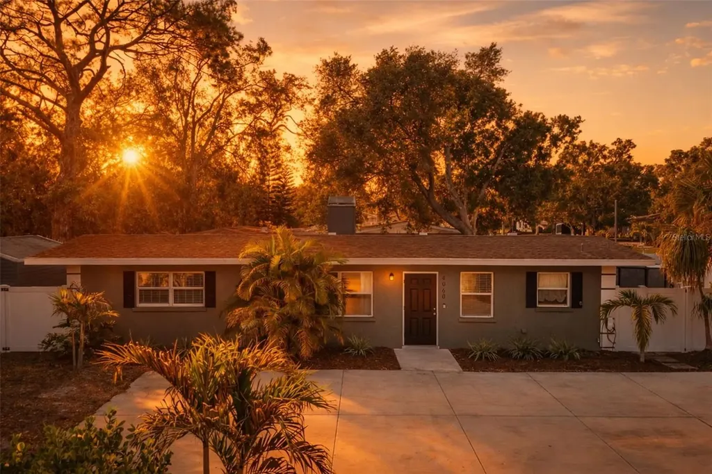 4060 Webber Street Sarasota FL 34232