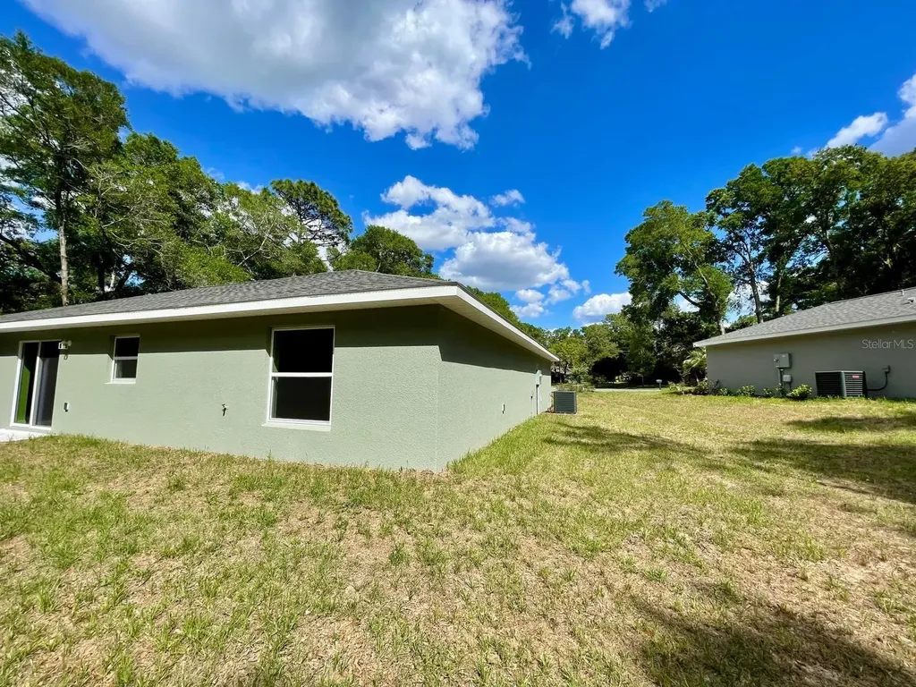19231 SW 97th Street Dunnellon FL 34432