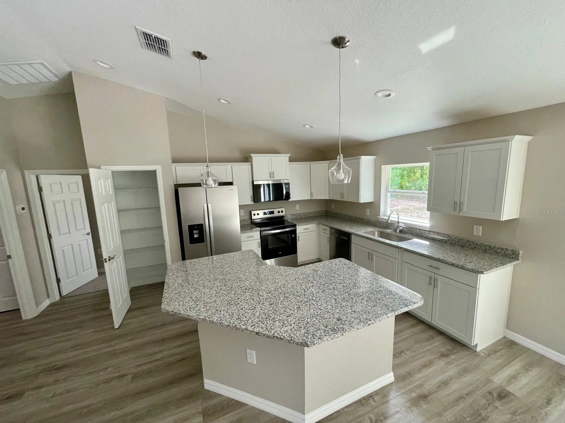 19231 SW 97th Street Dunnellon FL 34432