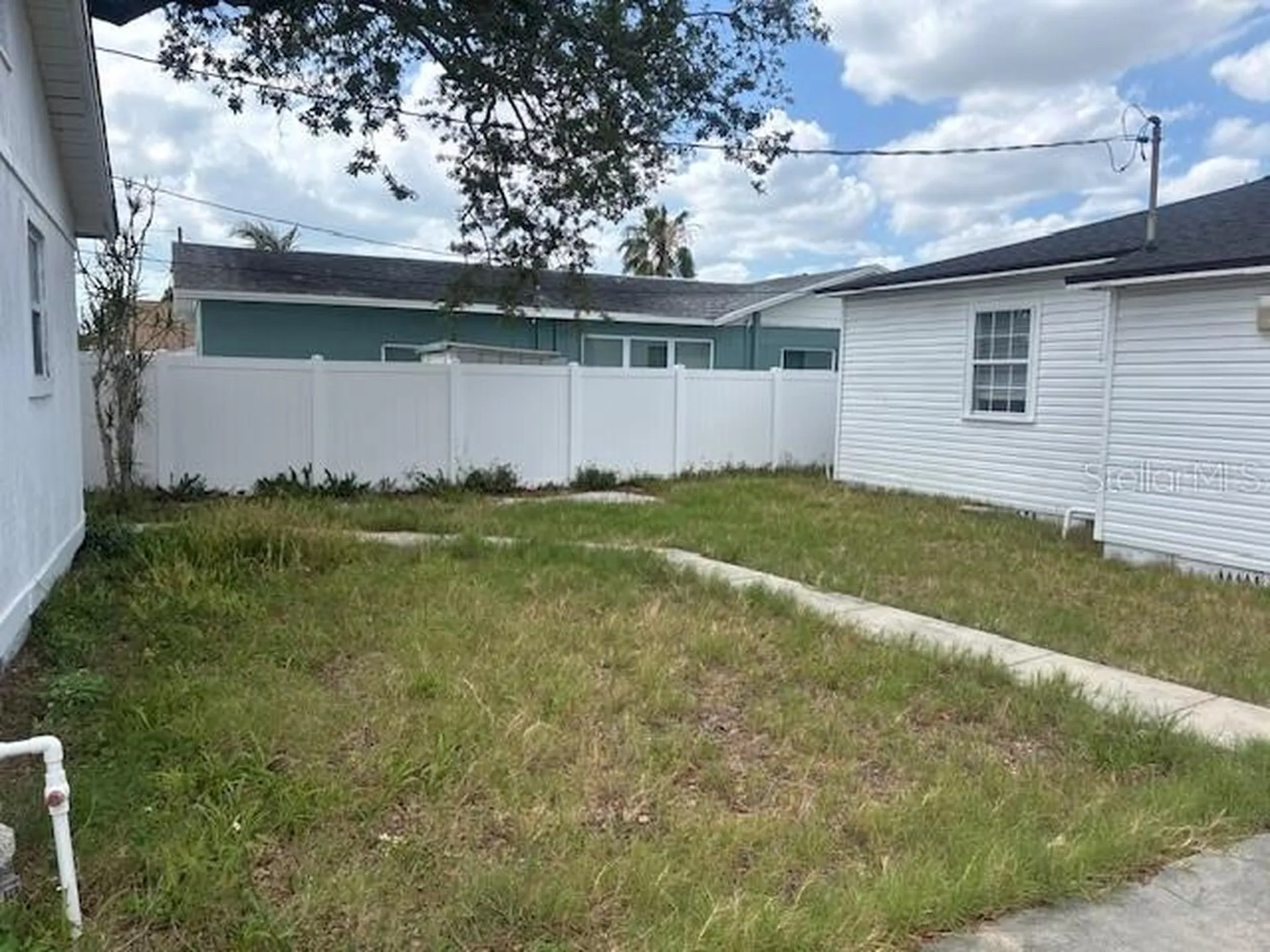 4034 38th Avenue N St Petersburg FL 33713