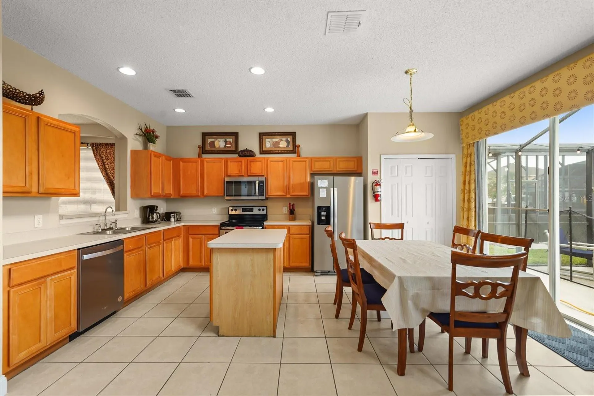 164 Castaway Beach Way Kissimmee FL 34746