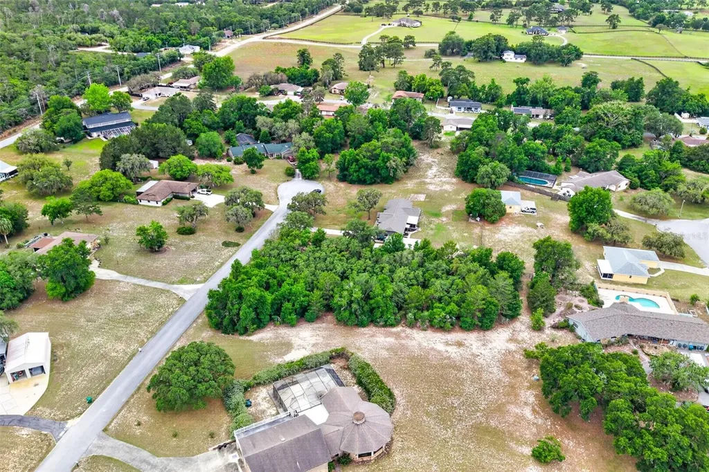 1642 S Valerie Point Inverness FL 34452