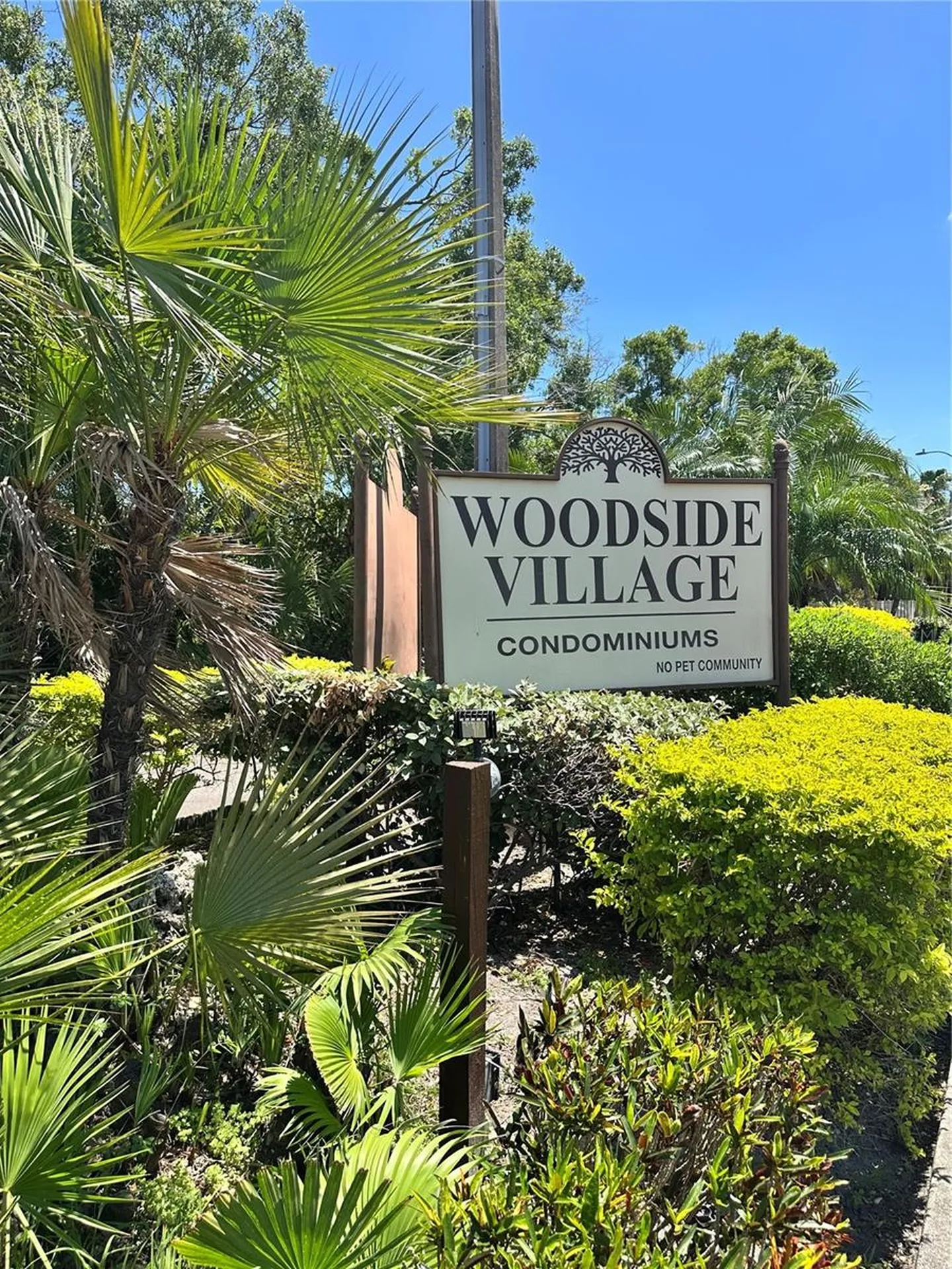 4215 E Bay Drive Clearwater FL 33764