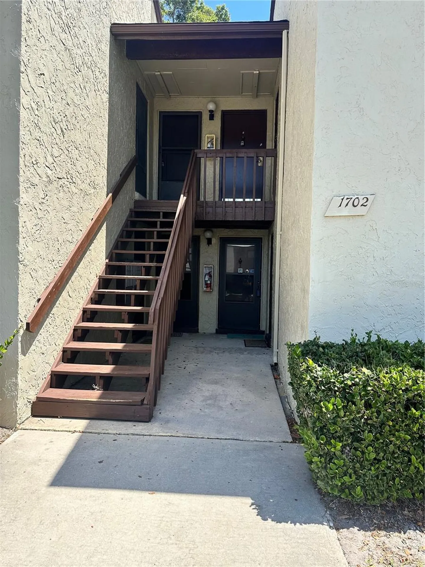 4215 E Bay Drive Clearwater FL 33764