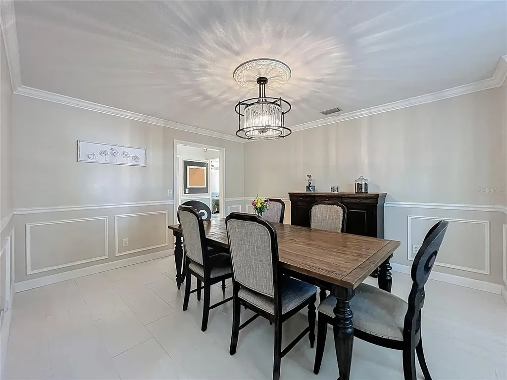 839 S Deerwood Avenue Orlando FL 32825