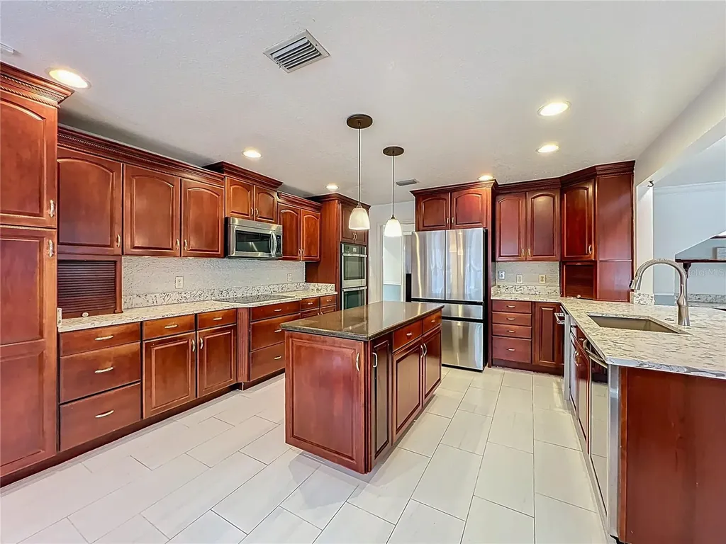 839 S Deerwood Avenue Orlando FL 32825