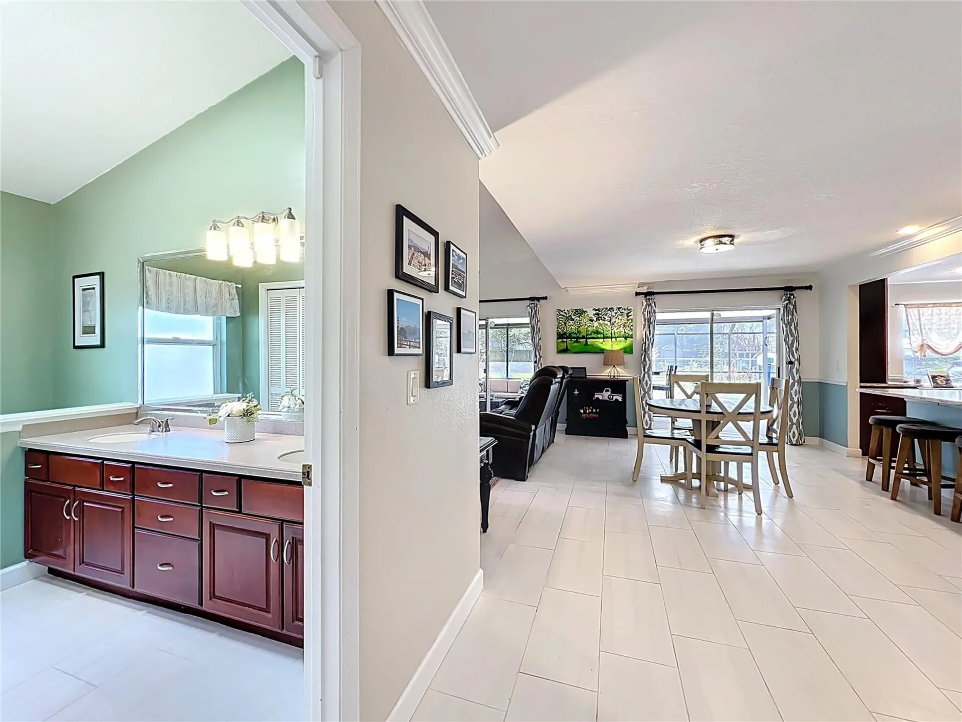 839 S Deerwood Avenue Orlando FL 32825