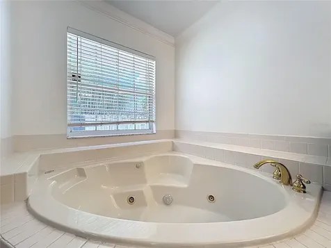 839 S Deerwood Avenue Orlando FL 32825