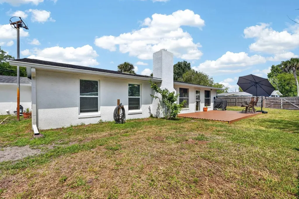 925 Flagler Avenue Edgewater FL 32132
