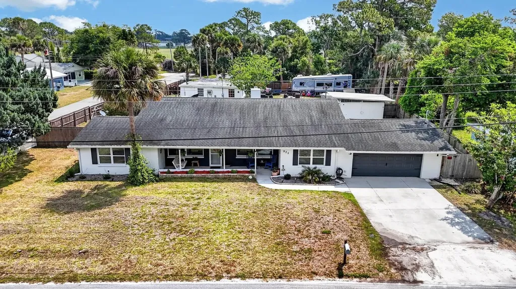 925 Flagler Avenue Edgewater FL 32132