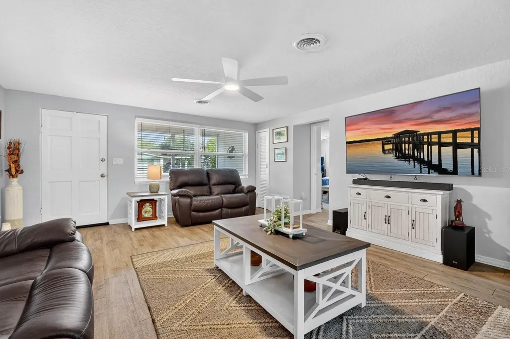 925 Flagler Avenue Edgewater FL 32132