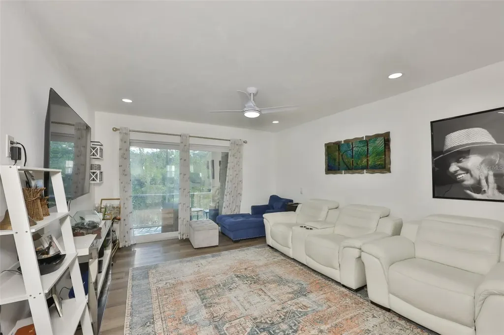 2625 State Road 590 Clearwater FL 33759