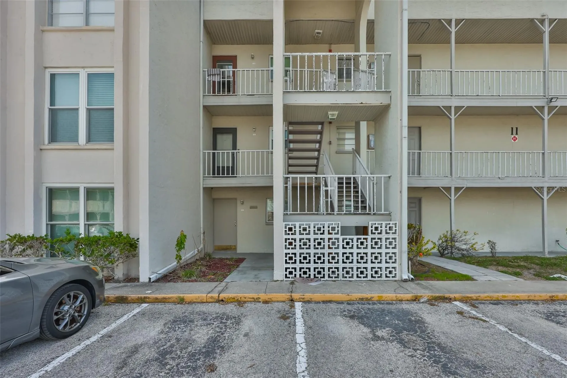 2625 State Road 590 Clearwater FL 33759