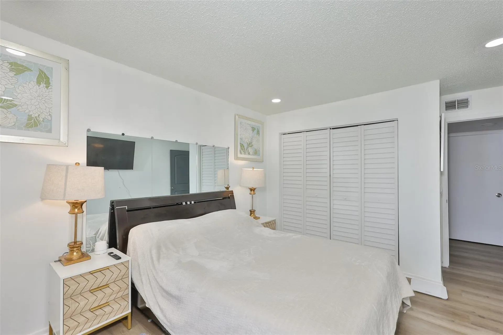 2625 State Road 590 Clearwater FL 33759