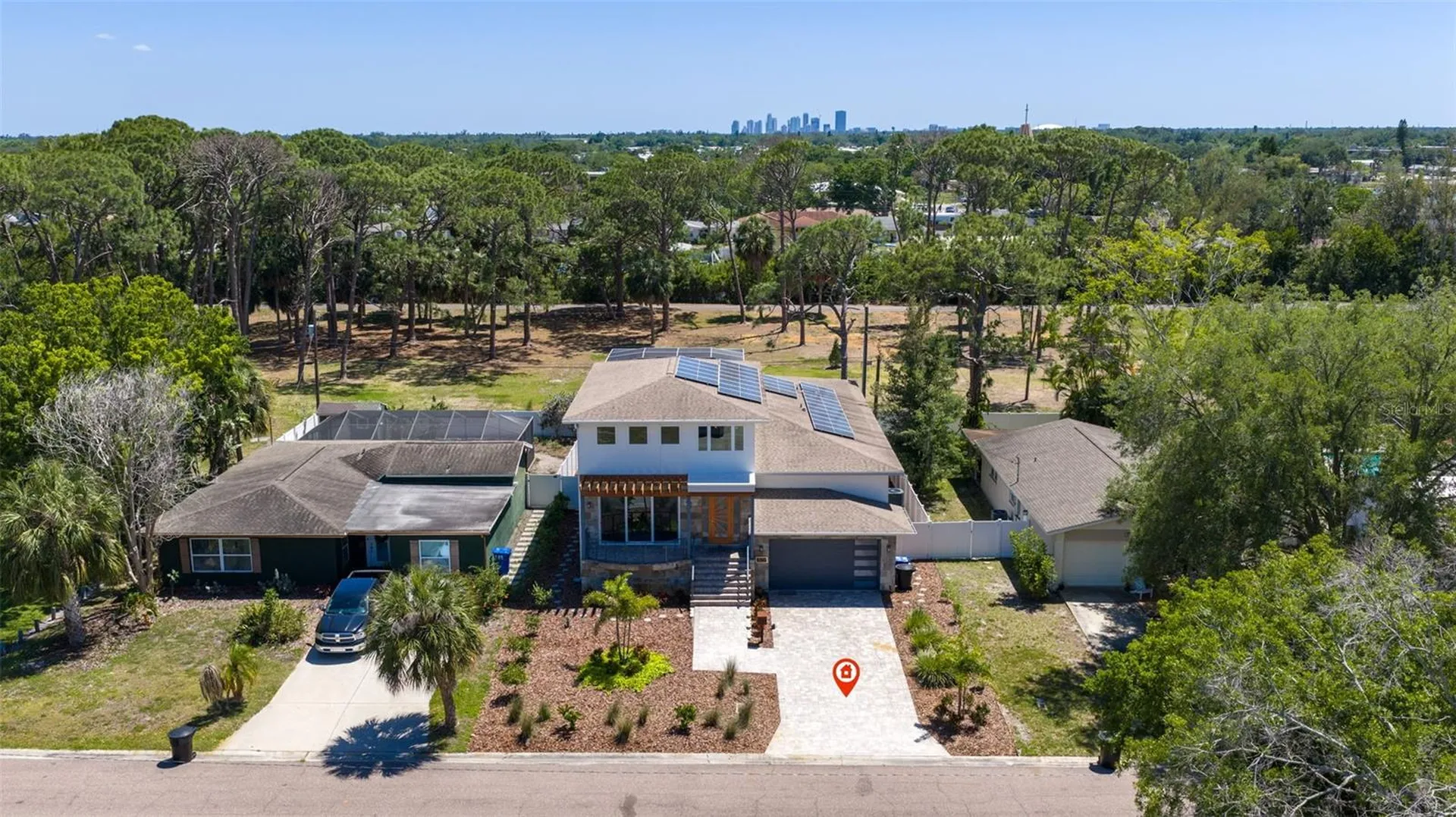 322 80th Avenue NE St Petersburg FL 33702
