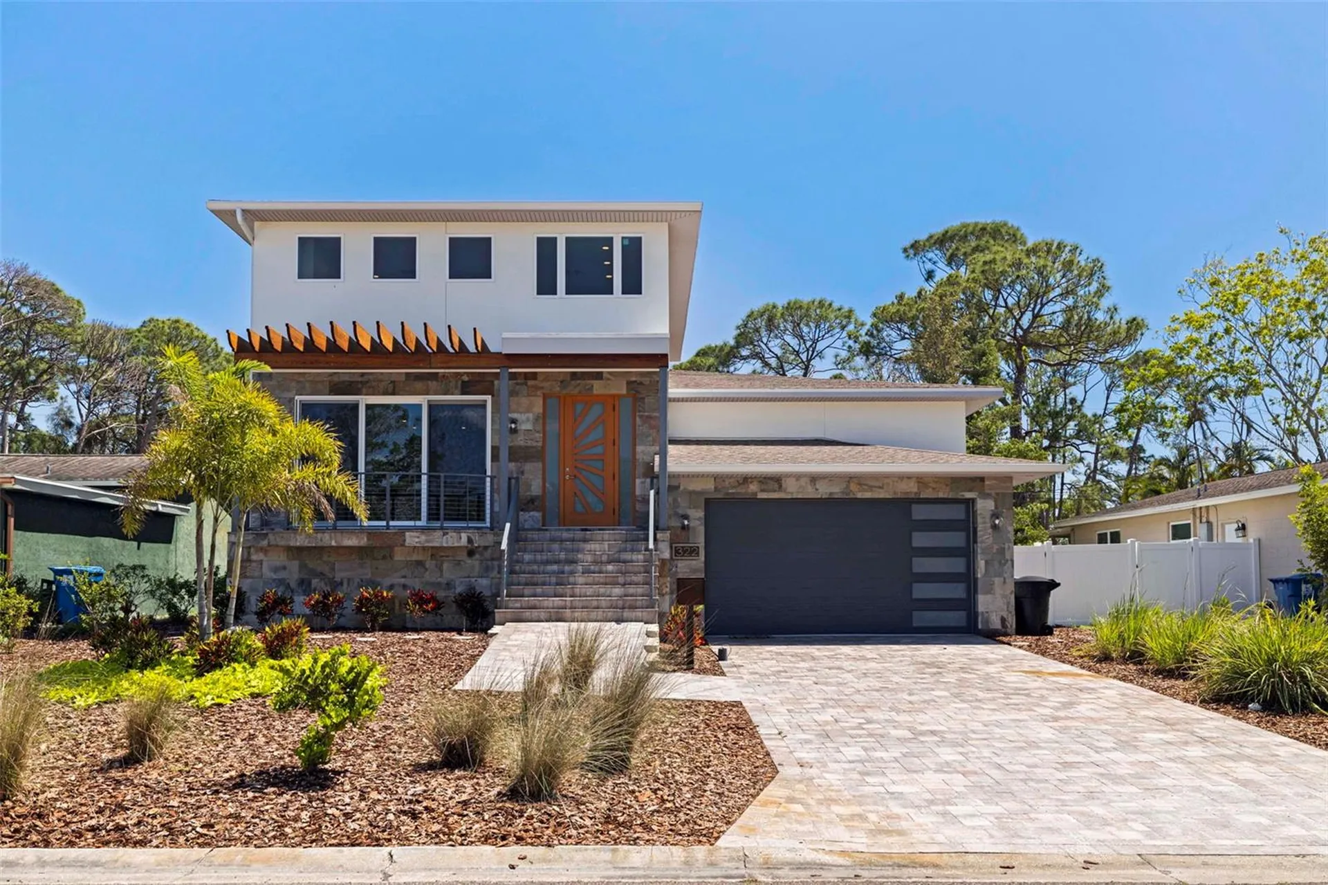 322 80th Avenue NE St Petersburg FL 33702
