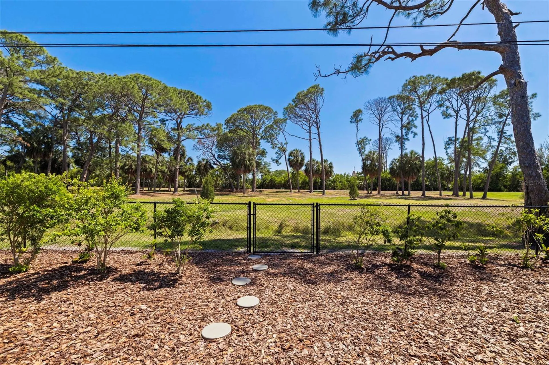 322 80th Avenue NE St Petersburg FL 33702