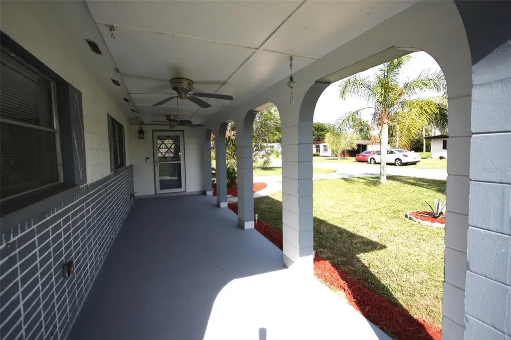 141 W Connecticut Avenue Edgewater FL 32132