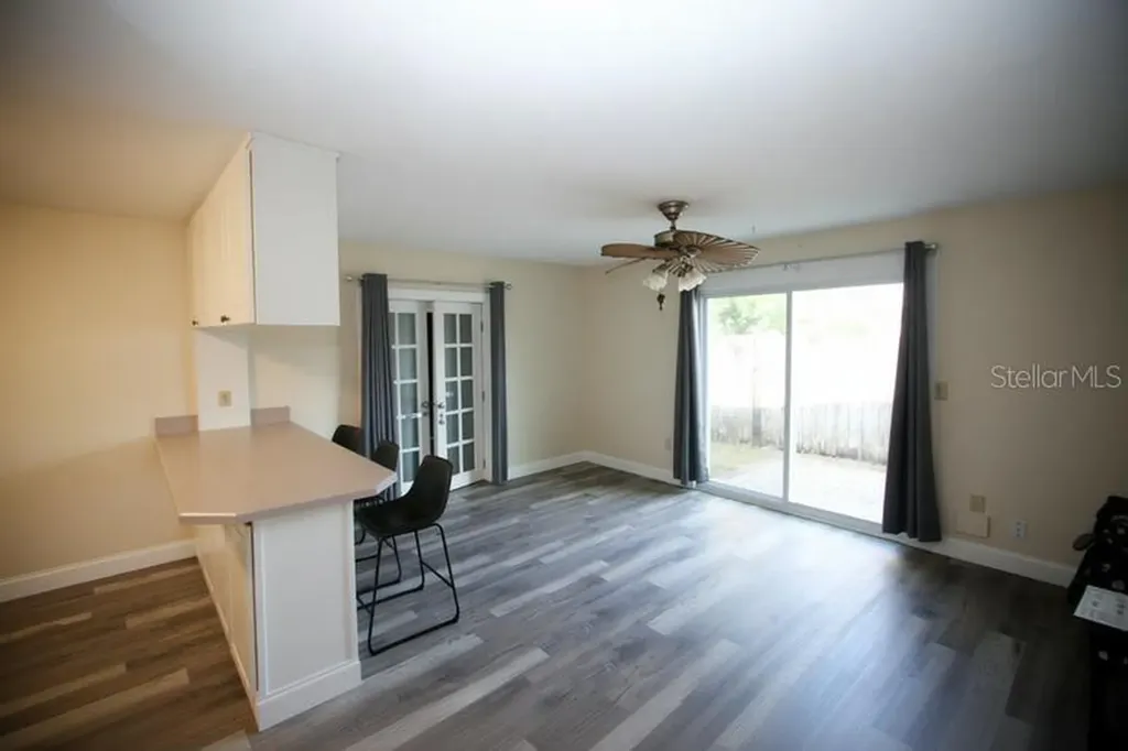 141 W Connecticut Avenue Edgewater FL 32132
