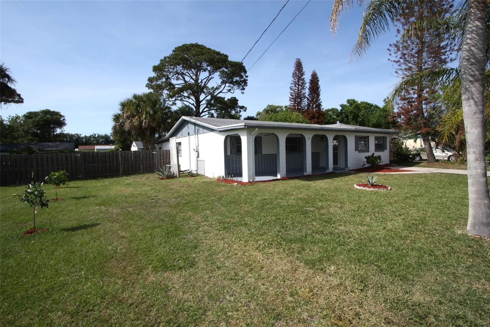 141 W Connecticut Avenue Edgewater FL 32132