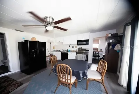 141 W Connecticut Avenue Edgewater FL 32132