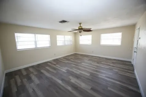 141 W Connecticut Avenue Edgewater FL 32132