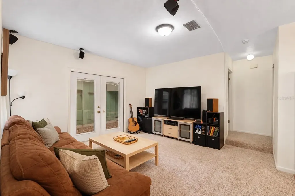315 NW 28th Street Gainesville FL 32607