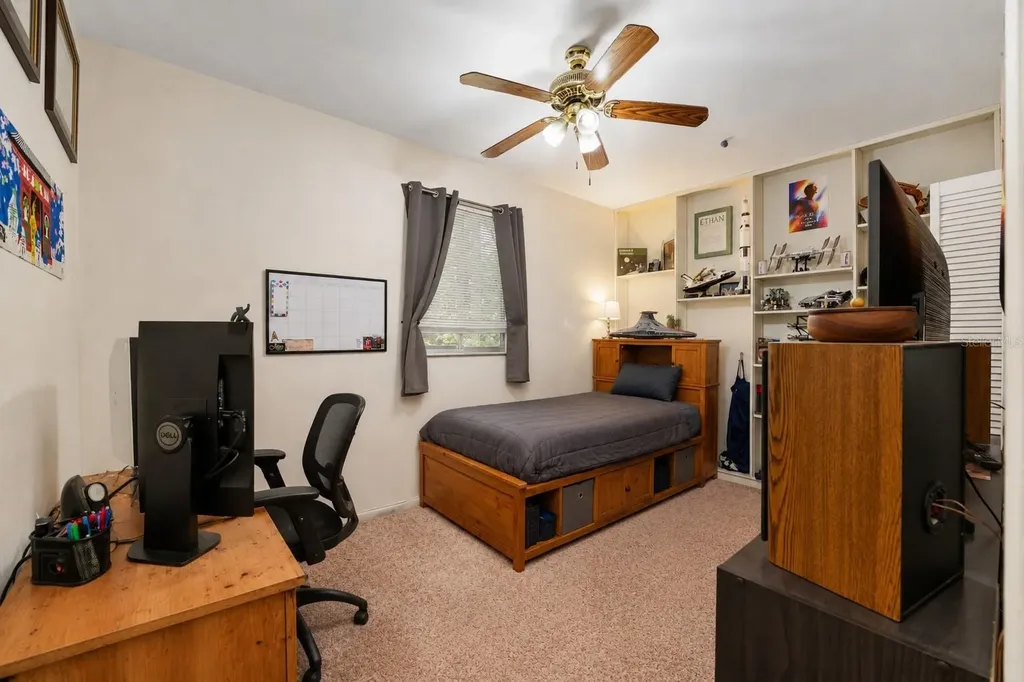315 NW 28th Street Gainesville FL 32607