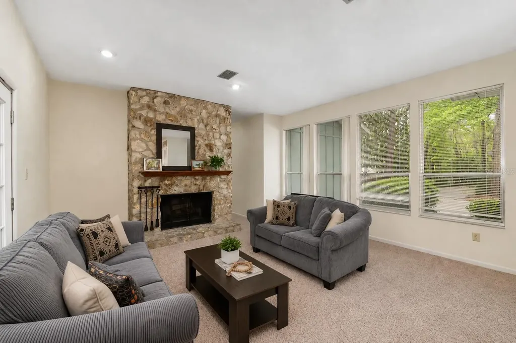 315 NW 28th Street Gainesville FL 32607