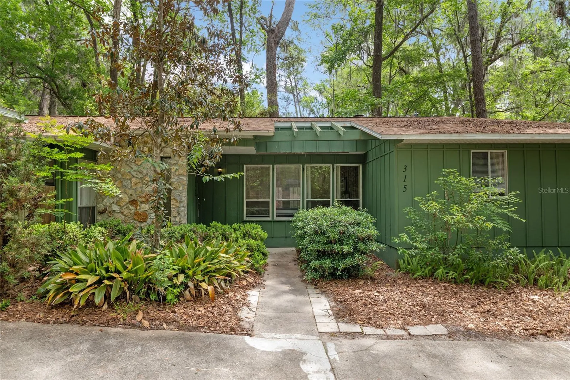 315 NW 28th Street Gainesville FL 32607