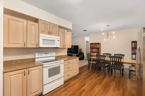 315 NW 28th Street Gainesville FL 32607