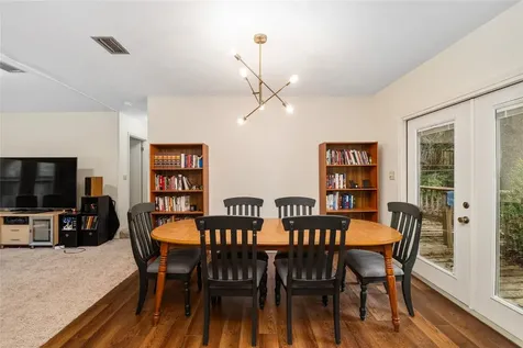 315 NW 28th Street Gainesville FL 32607