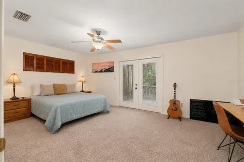 315 NW 28th Street Gainesville FL 32607