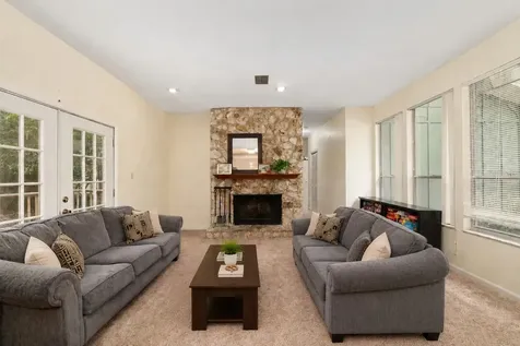 315 NW 28th Street Gainesville FL 32607