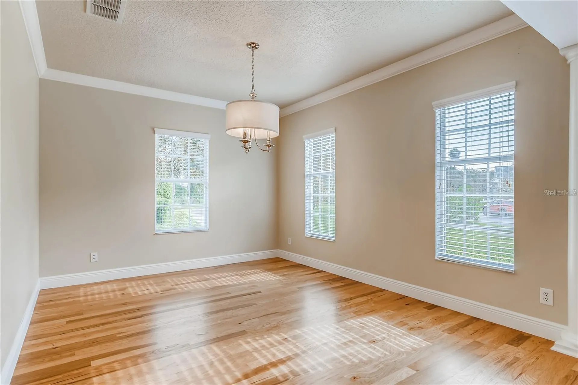 730 Oak Shadows Road Kissimmee FL 34747