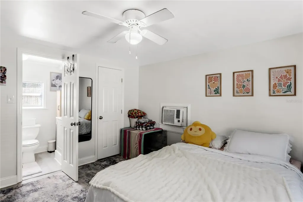 1924 3rd Street S St Petersburg FL 33705