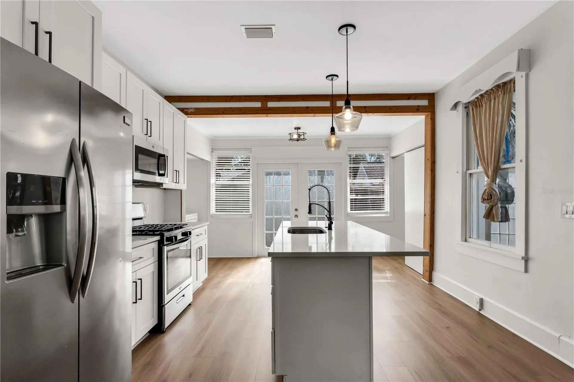 1924 3rd Street S St Petersburg FL 33705