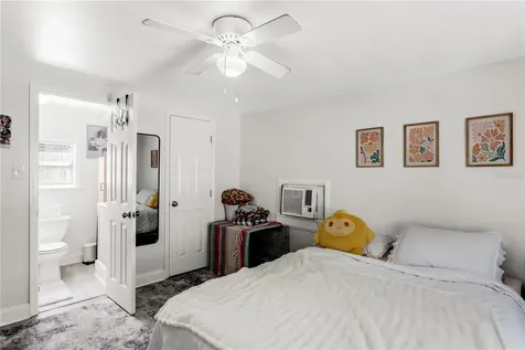 1924 3rd Street S St Petersburg FL 33705