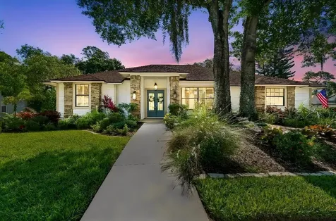 4627 Trails Drive Sarasota FL 34232