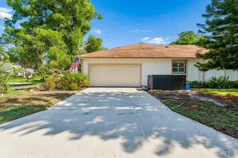 4627 Trails Drive Sarasota FL 34232