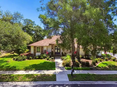 4627 Trails Drive Sarasota FL 34232