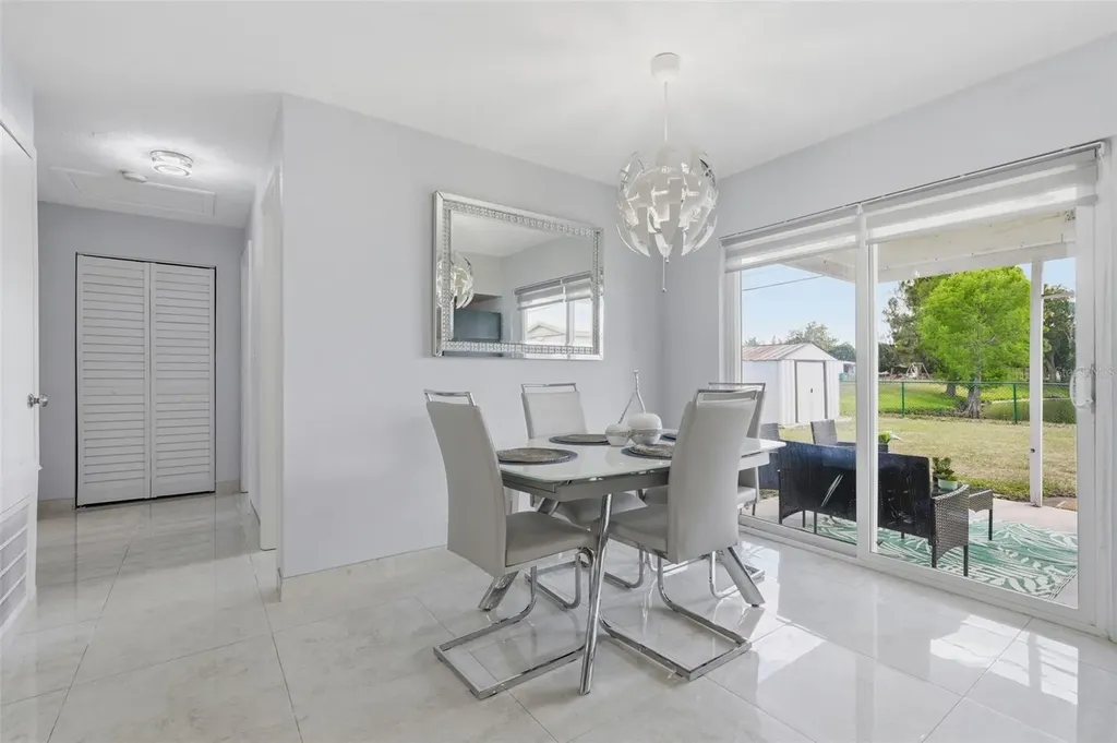 5922 Malcross Drive Orlando FL 32812